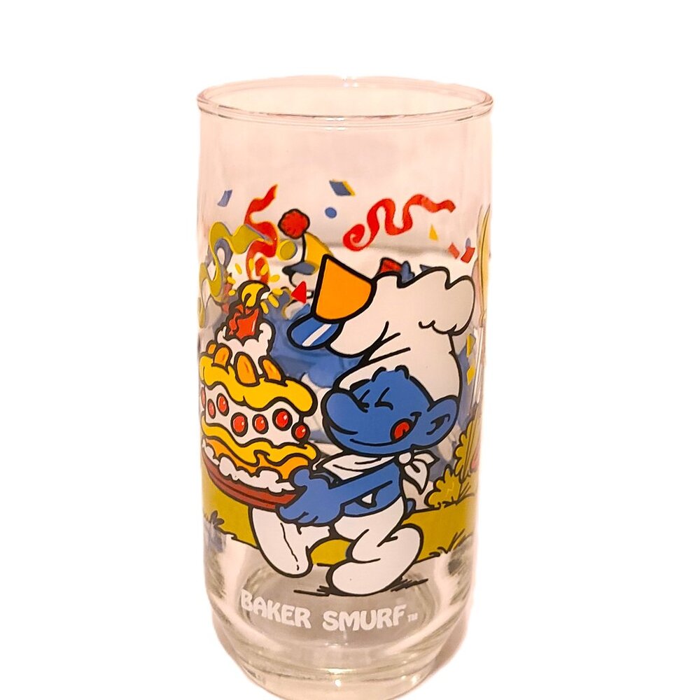 1983 Baker Smurf Hardee’s Collectible Glass Series Peyo Wallace Berrie Advertisi